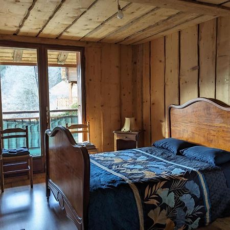 Savoie, Simple Mais Confortable Villard-sur-Doron Екстериор снимка